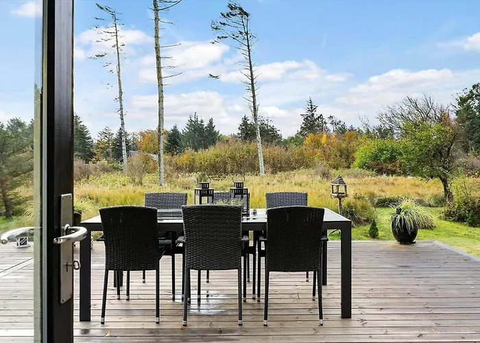 Дом отдыха Lk2196-lokken-raevevej-9 *